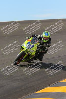 media/Nov-05-2022-SoCal Trackdays (Sat) [[f8d9b725ab]]/Bowl (1145am)/